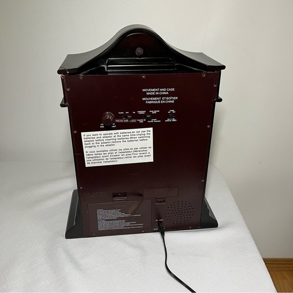 Mr. Christmas Grand Chime Clock Gold Label Collection. Vintage. 30 songs. Box - Picture 10 of 14